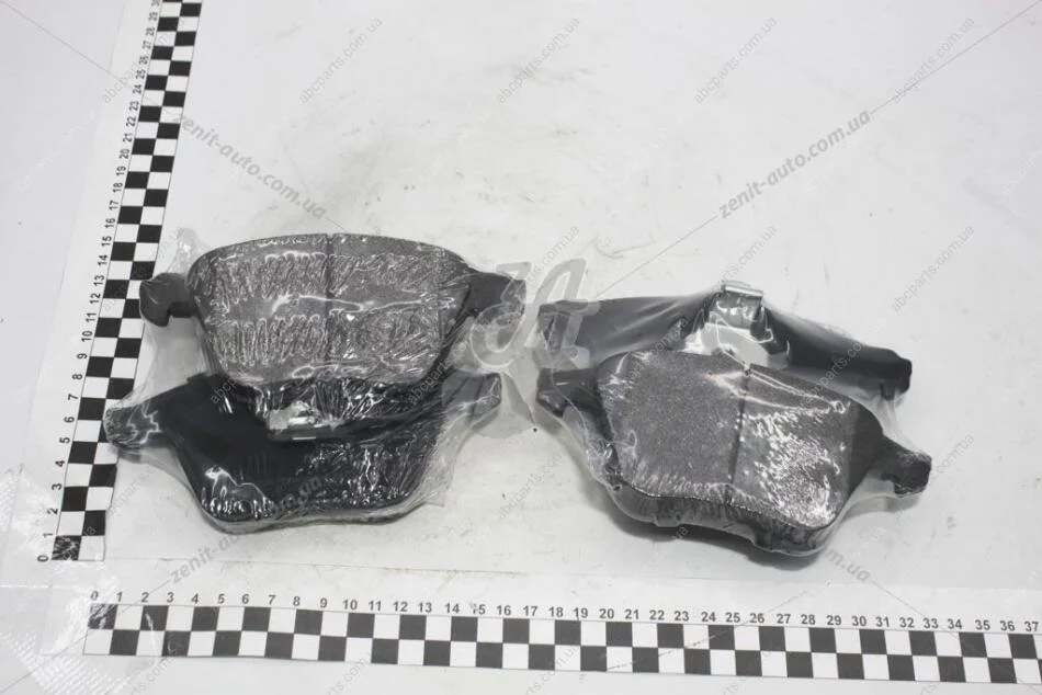 Колодки гальмівні передні Audi A3/Skoda SuperB II/VW Passat, Golf V (03-) Asam ASAM 55468 (фото 1)