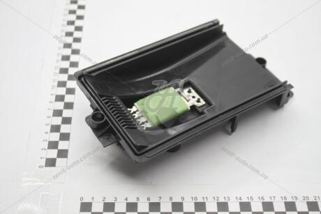 Резистор вентилятора обігрівача Audi A3 96-03 /Seat Cordoba 99-02, Ibiza III, Leon /Skoda Octavia /VW Bora, Golf IV, Polo ASAM 77123