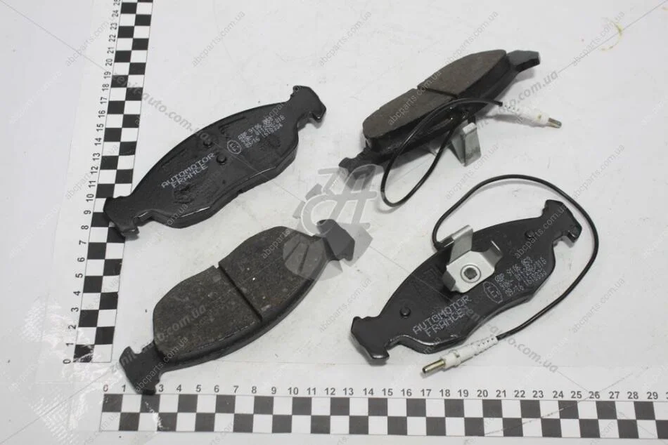 Колодки гальмівні передні Citroen Saxo (96-03)/Xsara (97-05)/Peugeot 106 (91-), 306 (94-01) Automotor France AUTOMOTOR France ABP9106 (фото 1)
