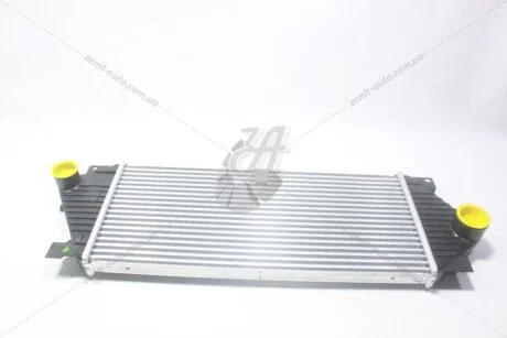 Інтеркулер MB M-Class W163 (98-) 3.2i, 2.7CDi (MSA4677) AVA AVA COOLING 'MSA4677