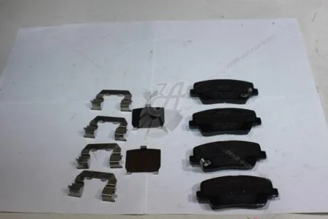 Колодки гальмівні задні (з прижимними елементами) Hyundai Santa Fe (12-) PREMIUM (11-60224B) AYD '1160224B
