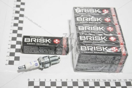 Свеча зажигания EXTRA BRISK LR17TC