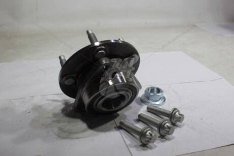 Підшипник маточини колеса (комплект) Opel Astra J (09-15), Zafira (11-)/Chevrolet Cruze (09-) CORAM 'KMR20009