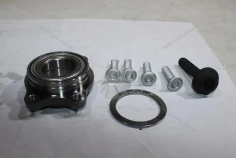 Підшипник маточини колеса (комплект) Audi A4 (00-08) (KMR27004) Coram CORAM 'KMR27004