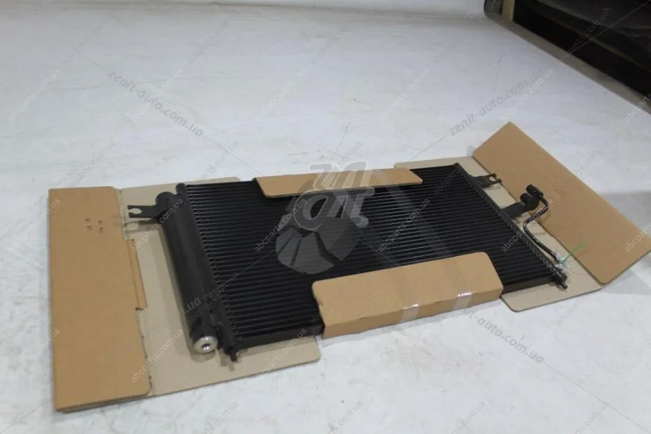 Радіатор кондиціонера HY ACCENT II / VERNA 2006-1999 / EXCEL '00-'02 (A/T) PFC (97606-25500) Doowon '9760625500 (фото 1)