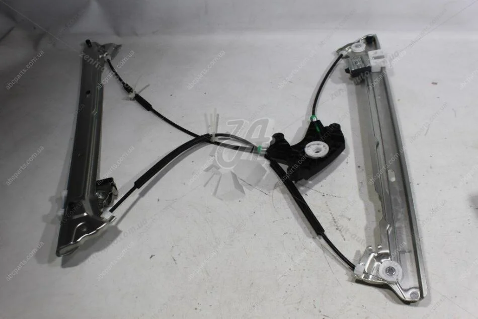 Стеклоподъемник задний левый без моторчика DPA '81058402 (фото 1)