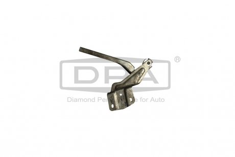 Петля капота правая VW Jetta (10-18) DPA 88231806602