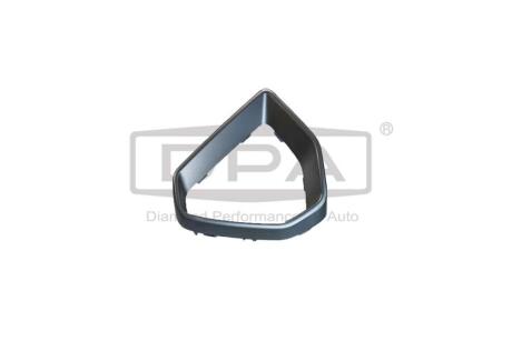 Накладка на рамку противотуманной фары перед. прав. серая Audi Q3 (19-23) DPA '88531847902