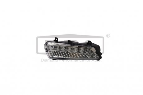 Фара противотуманная правая LED VW Polo (09-14) DPA 89410640802