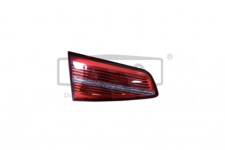 Фонарь левый внутренний LED VW Passat (15-) DPA 99451799902