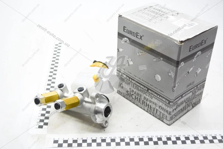Цилиндр тормозной Ланос главный (с бачком) (-20) EuroEx EX-26505 (фото 1)
