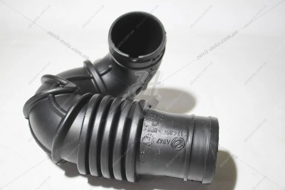 Патрубок воздушный Fiat Doblo 1.3 D Multijet (00-09) EXXEL B030.31041 (фото 1)