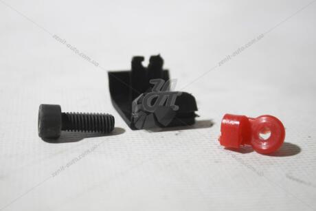 Фото 1 - ручка двери сдвижной задней Fiat Doblo (01-10) EXXEL B030.65284 Ручка двери сдвижной задней Fiat Doblo (01-10) EXXEL B030.65284 (фото 1)