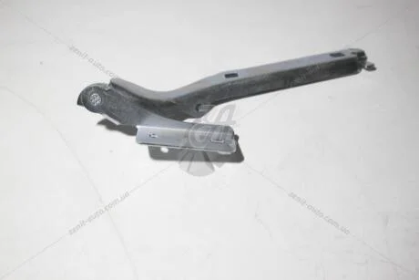 Петля капота права EXXEL B030.66778