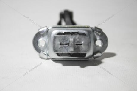 Обмежувач двері задн Renault Kadjar (15-) EXXEL B030.67955