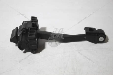 Обмежувач двері передньої Seat Ibiza (17-) EXXEL B030.95388