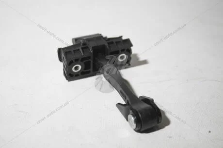 Обмежувач двері задн Seat Leon (13-) EXXEL B030.95392