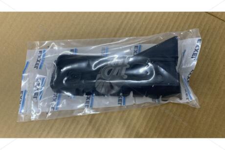 Кронштейн бампера передн лев Audi A4 (-04) (B030.99238) EXXEL 'B030.99238