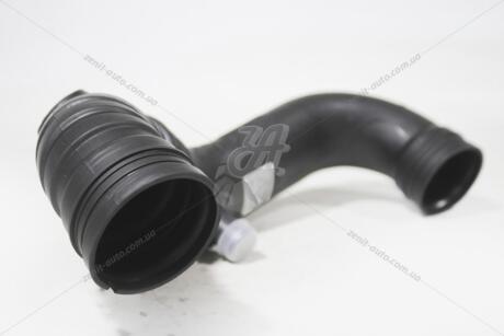 Патрубок воздушного фильтра Fiat Doblo (10-) 1.4i (от фильтра) FIAT Fiat/Alfa/Lancia 46826960