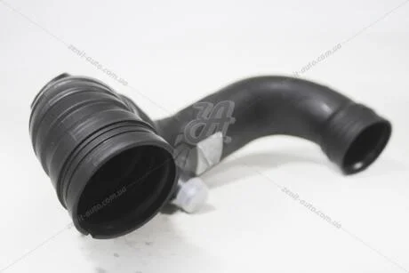 Патрубок повітряного фільтра Fiat Doblo (10-) 1.4i (від фільтру) FIAT Fiat/Alfa/Lancia 46826960