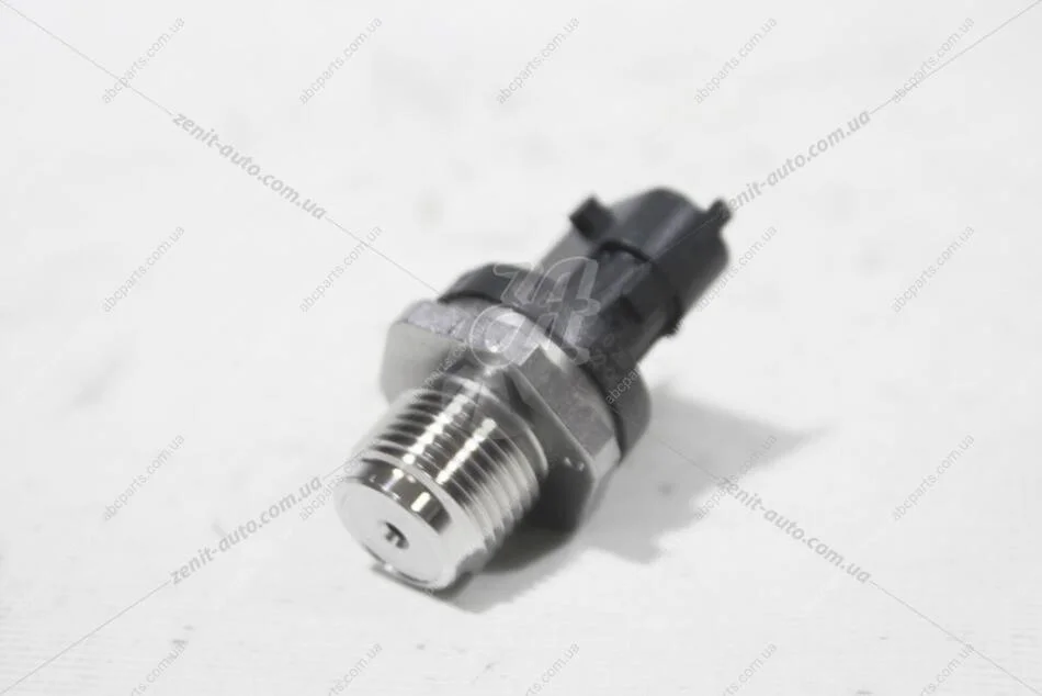 Датчик давления топлива на рампе Fiat Ducato 2011/14-, Doblo 2010/15- 1.6/2.0/2.3 MTJ FIAT Fiat/Alfa/Lancia 55280822 (фото 1)