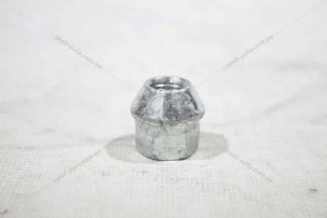 Гайка колеса Авео Т300/Spark/R2 открытая (9594681) GM '09594681