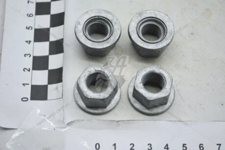 Гайка Captiva болта развального заднего GM 10282253