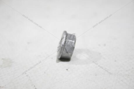 Гайка Ланос АКПП M8x1.25 (с юбкой) GM 11514596