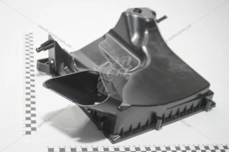 Корпус фильтра воздушного Cruze нижняя часть GM 13468543