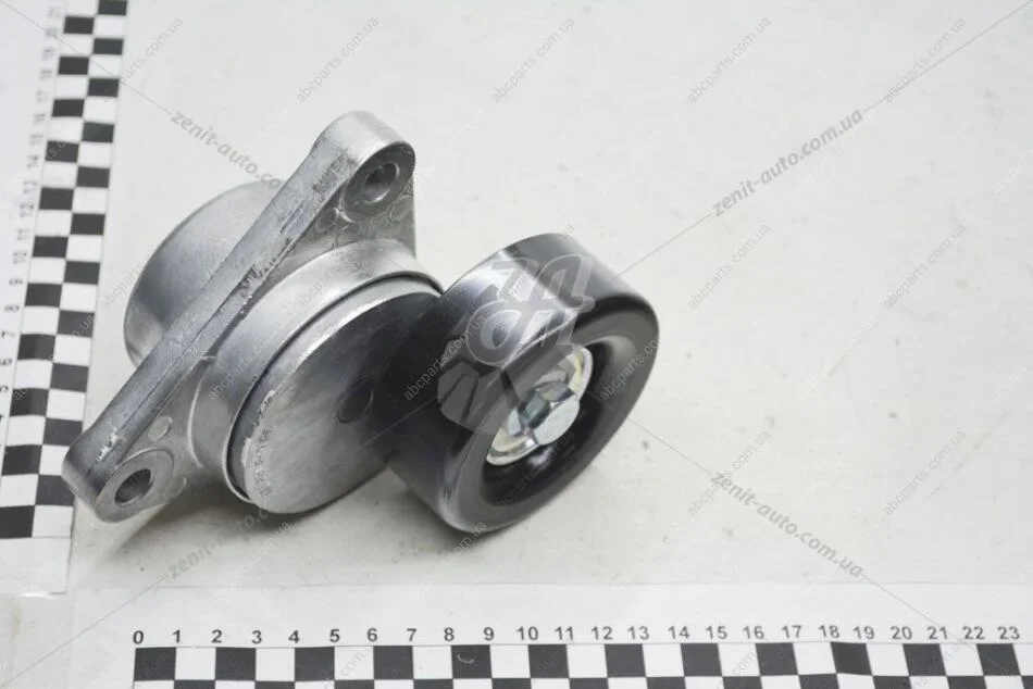 Ролик ремня генератора Авео 1,5/Лачетті 1,6 натяжний (сталь) (D=76mm) (в зборі з натягувачем) GM 25184786 (фото 1)
