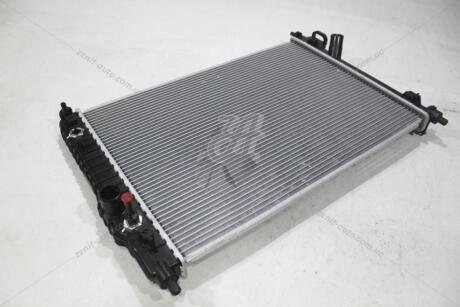 Радиатор охлаждения Авео T255(08-) (L=602) 1,2 АКПП (б/с конд) (алюм-паяный) GM 42355633