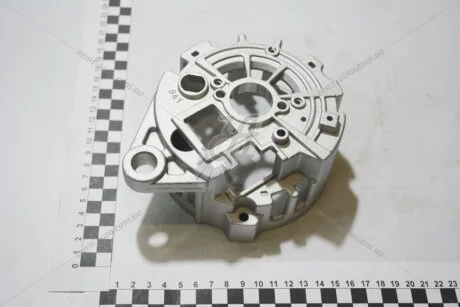 Кришка генератора Tacuma зад GM 93740831