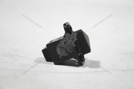 Кнопка аварійної сигналізації Авео Т300/Cruze/Trax/Cobalt GM 95282258
