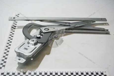 Склопідіймач Авео Т250/255 перед лів GM 95987095