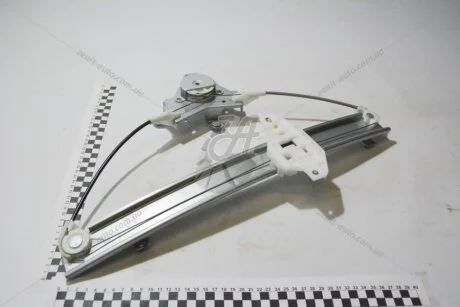 Стеклоподъемник Ланос/Сенс зад прав (электро) голый (трехлуч) GM 96245712