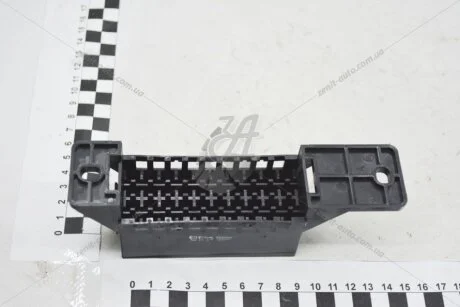 Корпус блока предохранителей Ланос/Сенс (салон) левый (голый) GM 96270326