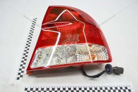 Фонарь задний Авео Т200 прав седан GM 96540321
