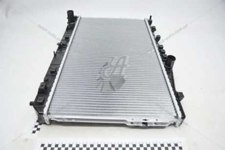 Радиатор охлаждения Лачетти 1,4-2,0 МКПП (б/с конд) алюм GM 96553428