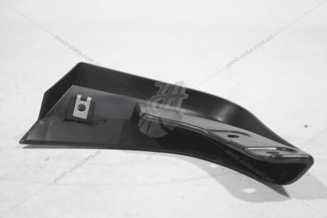Бризковик Spark 10->/R2 зад прав GM 96975436