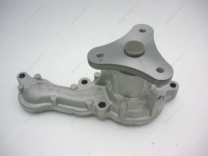 Насос водяний Honda City 1.3/1.5 04-08/ Civic 1.4 05-11/ Jazz 1.2/1.4/1.5 02-15 (GWHO47A) GMB 'GWHO47A (фото 1)