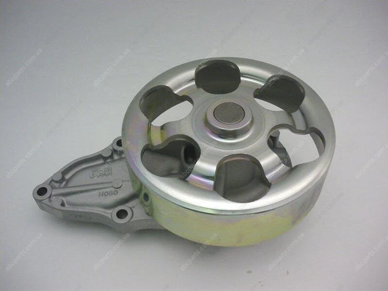 Насос водяний Honda Accord 03-07/CR-V 07-11 (GWHO50A) GMB 'GWHO50A (фото 1)
