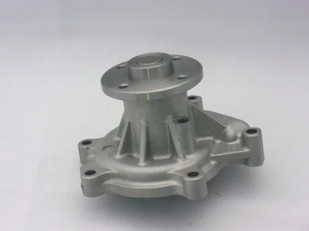 Насос водяний Toyota Yaris 1.3 02-/05-/ Daihatsu Terios 1.5 10-/ Subaru Justy 1.3 08- (GWT102A) GMB 'GWT102A