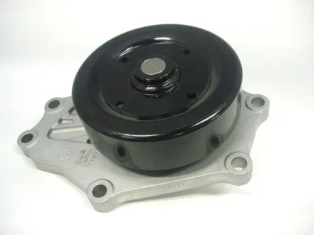 Насос водяний Toyota Avensis/ Corolla Verso/ Rav-4 2.2D 05-13 (GWT141A) GMB 'GWT141A