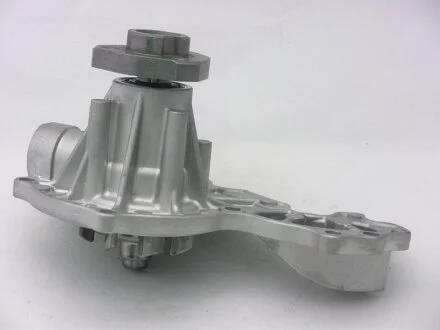 Насос водяний Audi 80/100/A6/ Seat Cordoba -02/ VW Caddy/Golf -05/Passat -00 (GWVW07A) GMB 'GWVW07A