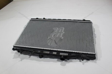 Радіатор охолодження HY. AVANTE XD/TUSCAI/TIBURON 01 AT (25310-2D110) HCC/ HANON '253102D110