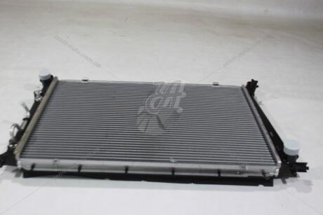Радіатор охолодження Hyundai H‑1, Starex, Grace, H‑200, H‑100 2.5 D/TD/CRDi, 2.4 бензин (25310-4A150) HCC/ HANON '253104A150