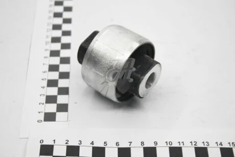 Сайлентблок важеля підвіски Renault Megane (08-), Fluence (10-), Scenic (09-) Hutchinson HUTCHINSON 590379