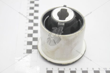 Сайлентблок балки Peugeot 307/Citroen C4 (02-) HUTCHINSON 590382