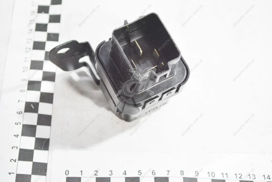 Реле свічок розжарювання Hyundai IX35/Tucson (09-13) 2000 CC - R (36830-2F100) Mobis Hyundai/Kia/Mobis '368302F100 (фото 1)