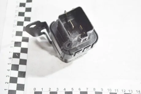 Реле свічок розжарювання Hyundai IX35/Tucson (09-13) 2000 CC - R (36830-2F100) Mobis Hyundai/Kia/Mobis '368302F100